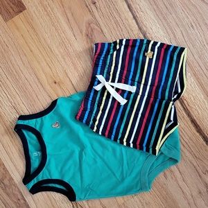 Gap Shorts & Bodysuit Tank 3 - 6m